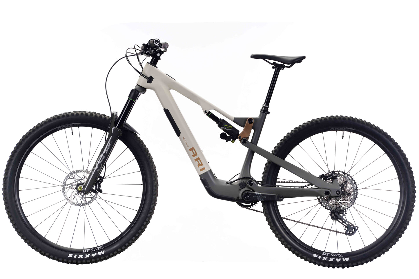 Nebo Peak Comp Granite Gold (Large) - Outlet o1111